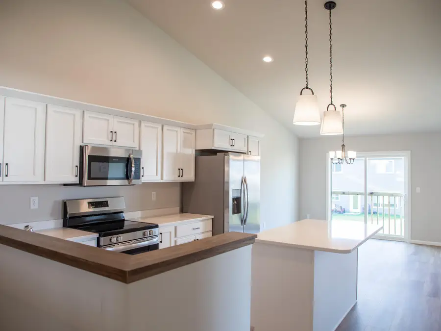 224 Lionheart Drive S, Horace, ND 58047 - #3