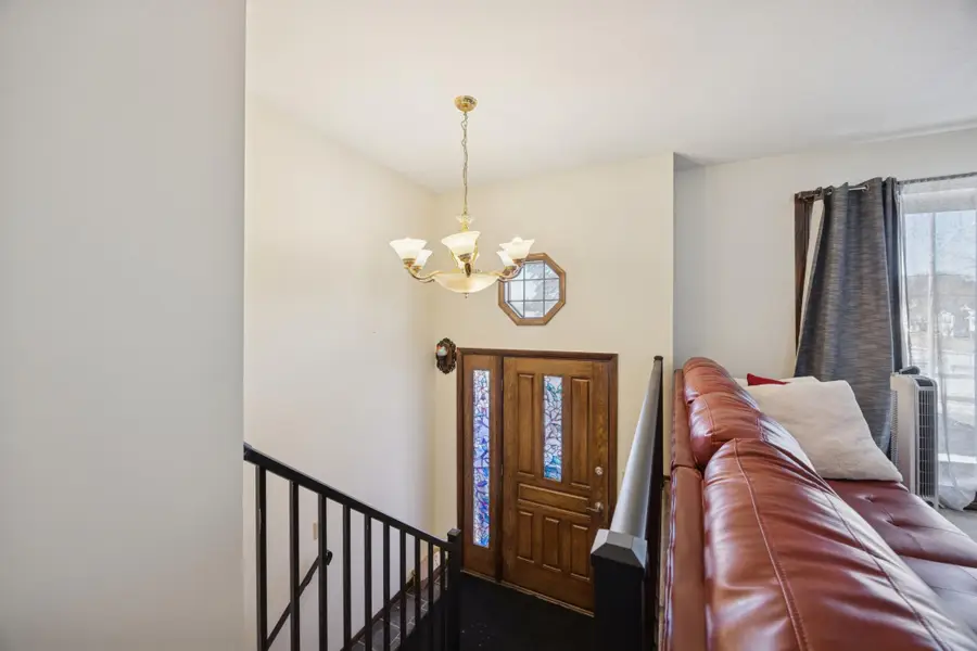 3256 Hampshire Avenue N, Crystal, MN 55427 - #2