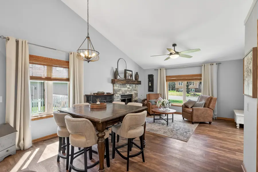 2541 Emerald Lane, Shakopee, MN 55379 - #3