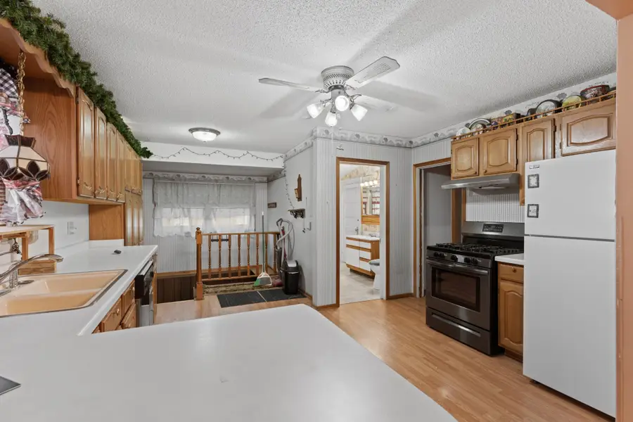 312 1st Avenue Se, Hayfield, MN 55940 - #3