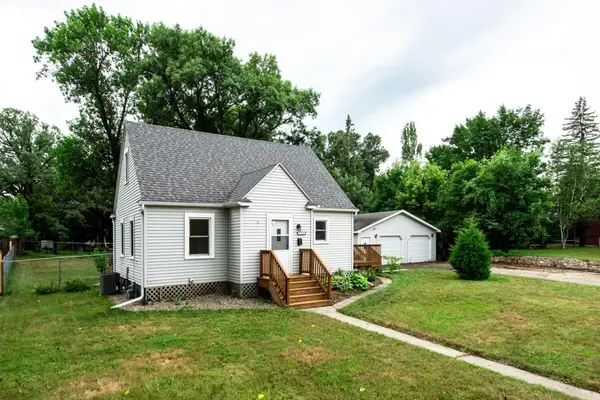 712 4th Avenue E, Alexandria, MN 56308