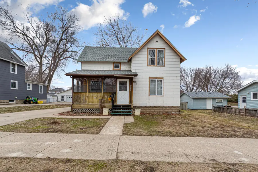 1022 3rd Avenue Nw, Faribault, MN 55021 - #2