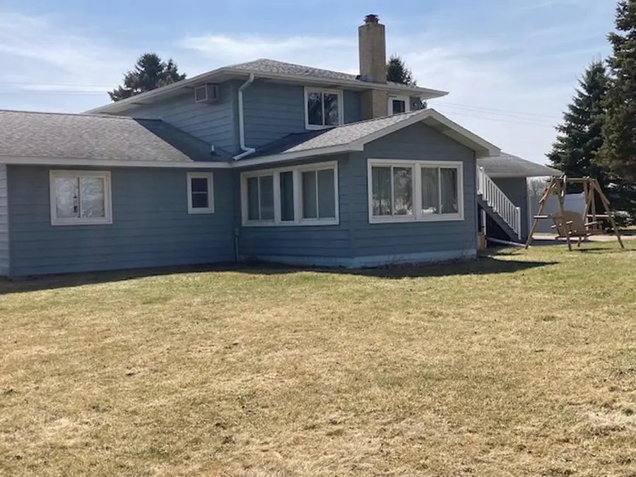 693 Stearns Avenue E, Eden Valley, MN 55329 - #3