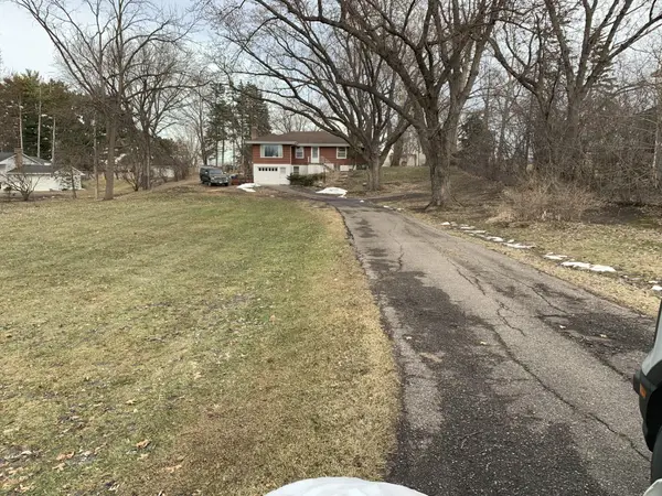 118 Balsam Lane N, Plymouth, MN 55441