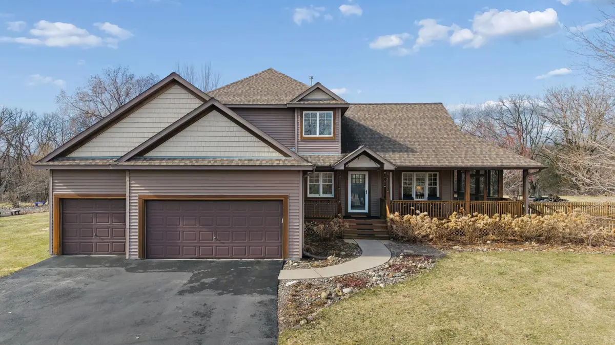 143 Heritage Trail, Houlton, WI 54082 - #1