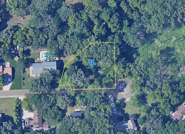 12820 Jane Lane, Minnetonka, MN 55343