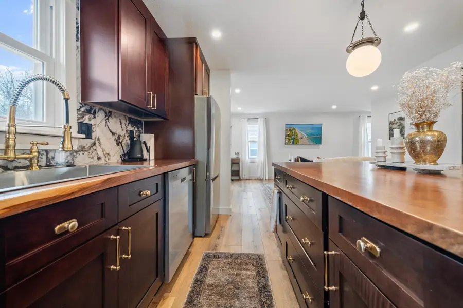 617 10th Avenue W, Alexandria, MN 56308 - #3