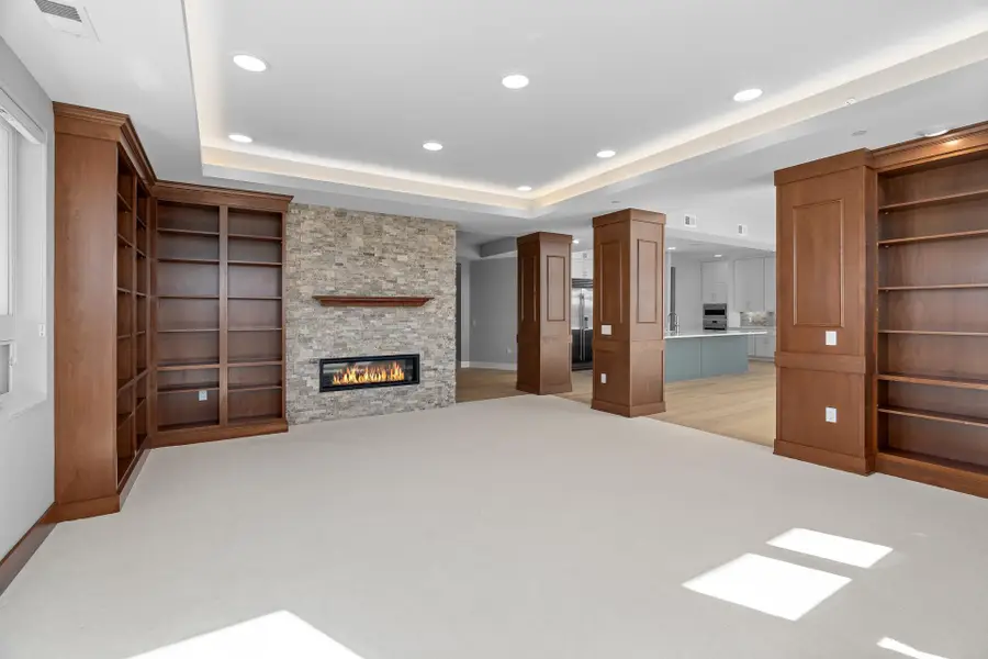 1 Hill Farm Road #306, North Oaks, MN 55127 - #3