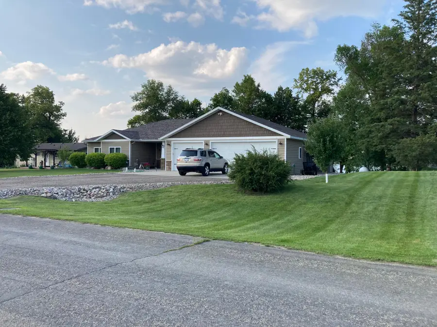 830 E Scharf Avenue, Vergas, MN 56587 - #2