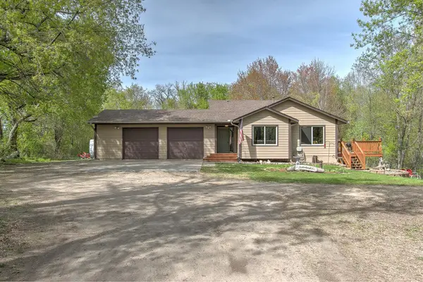 1397 309th Avenue Nw, Cambridge, MN 55008