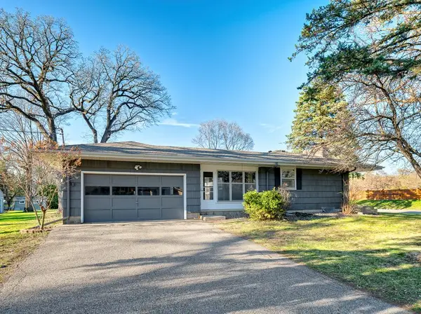 625 Rosswood Lane, Wayzata, MN 55391