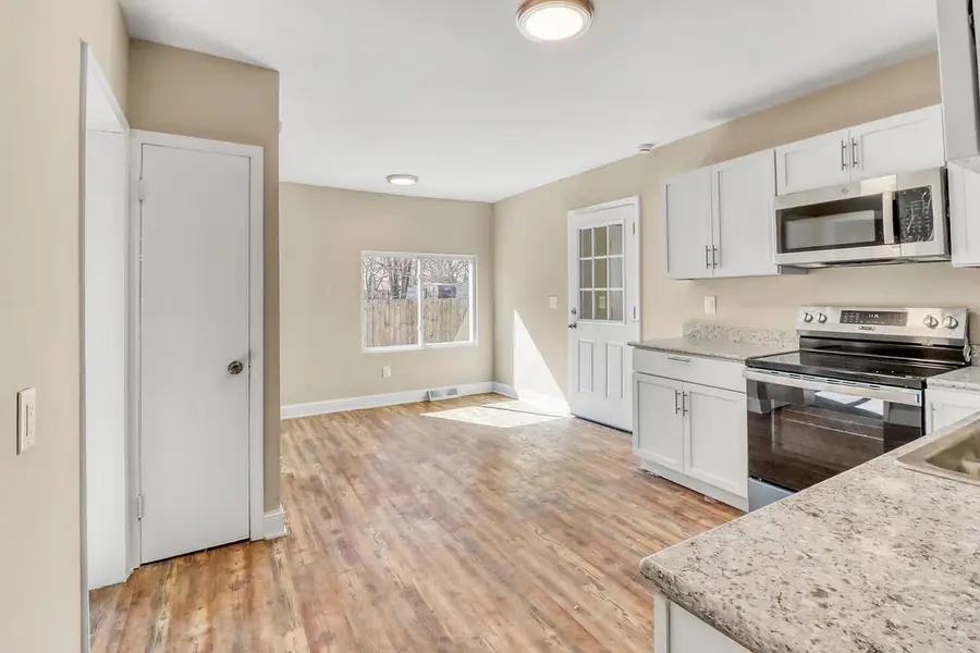 307 10th Street N, Moorhead, MN 56560 - #3