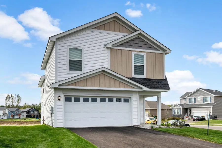 607 Redwood Loop N, Cambridge, MN 55008 - #2