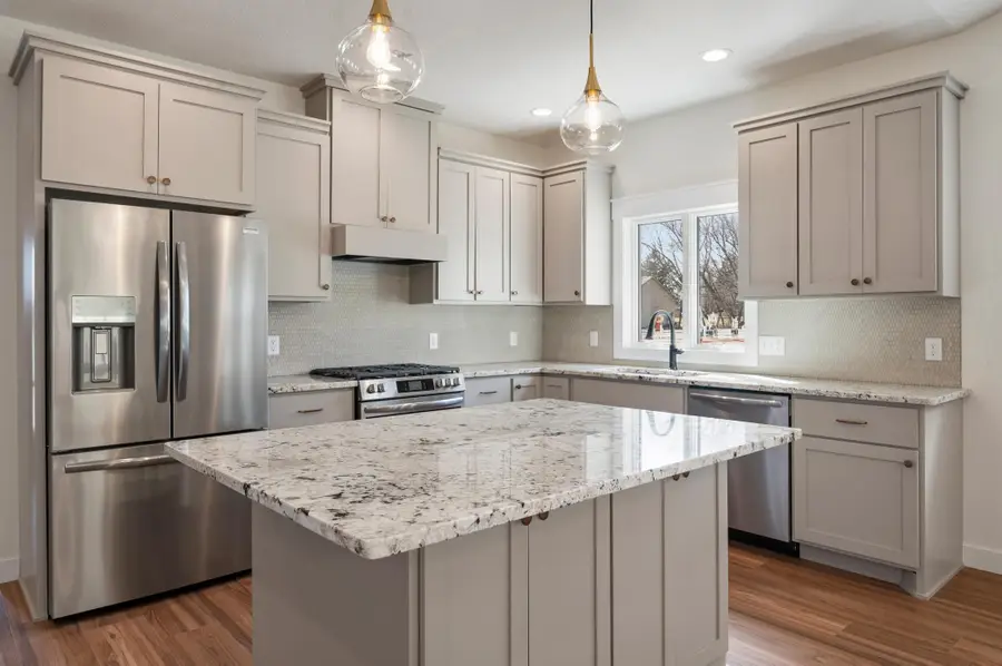 1060 Legend Lane, River Falls, WI 54022 - #2