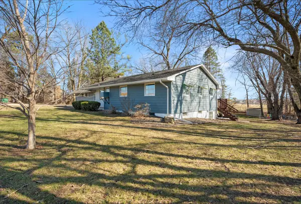 12488 440th Street, Wanamingo, MN 55983