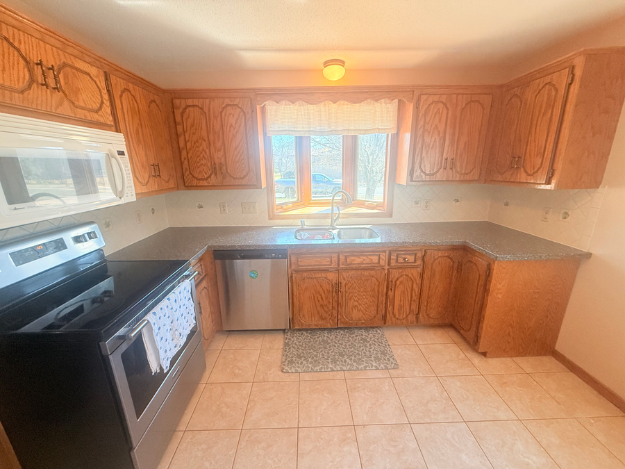 265 Oakwood Drive, Shoreview, MN 55126 - #3