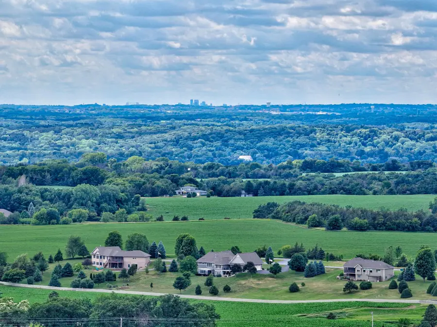 416 Eagle Bluff Drive, Hudson, WI 54016 - #2