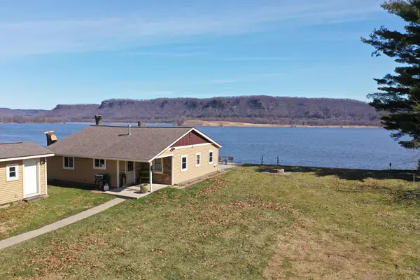 67480 County Road 76, Wabasha, MN 55981