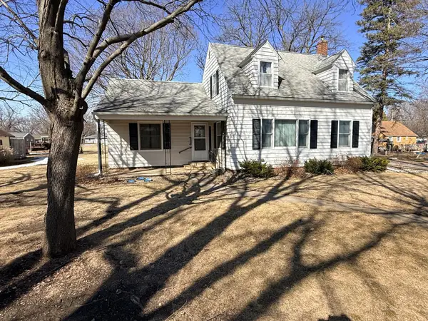 721 7th Street, Walnut Grove, MN 56180