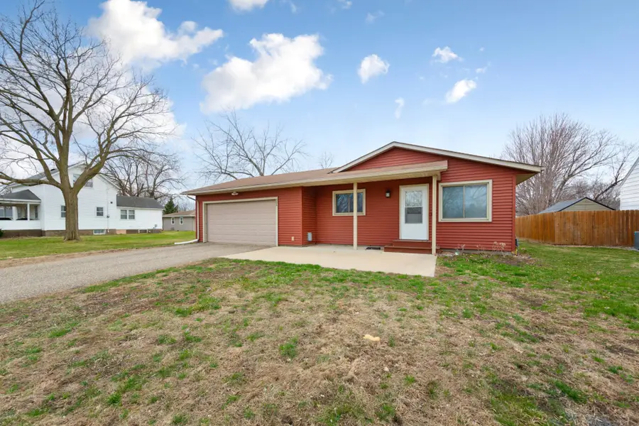 205 2nd Street Sw, Medford, MN 55049 - #3