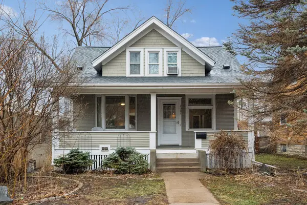 2003 Goodrich Avenue, Saint Paul, MN 55105