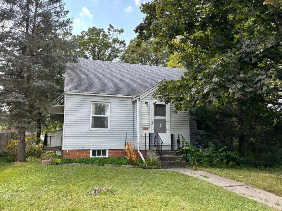 608 8th Street Se, Waseca, MN 56093 - #2