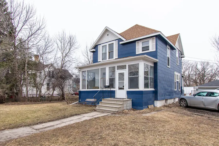 708 7th Street N, Fargo, ND 58102 - #2