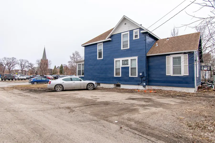 708 7th Street N, Fargo, ND 58102 - #3