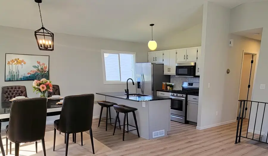 8942 Vinewood Lane N, Maple Grove, MN 55369 - #2