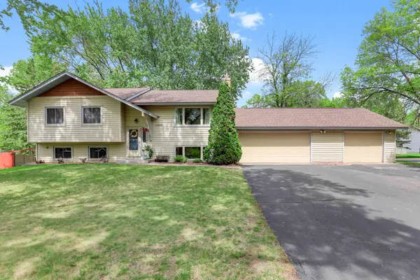14000 75th Place N, Maple Grove, MN 55311
