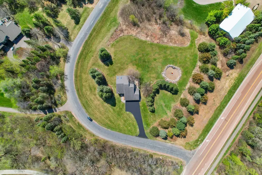 9820 Deerbrook Dr, Chanhassen, MN 55317 - #3