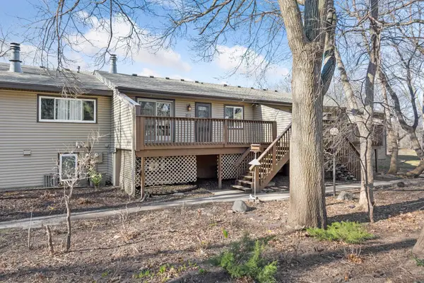 227 River Woods Lane, Burnsville, MN 55337