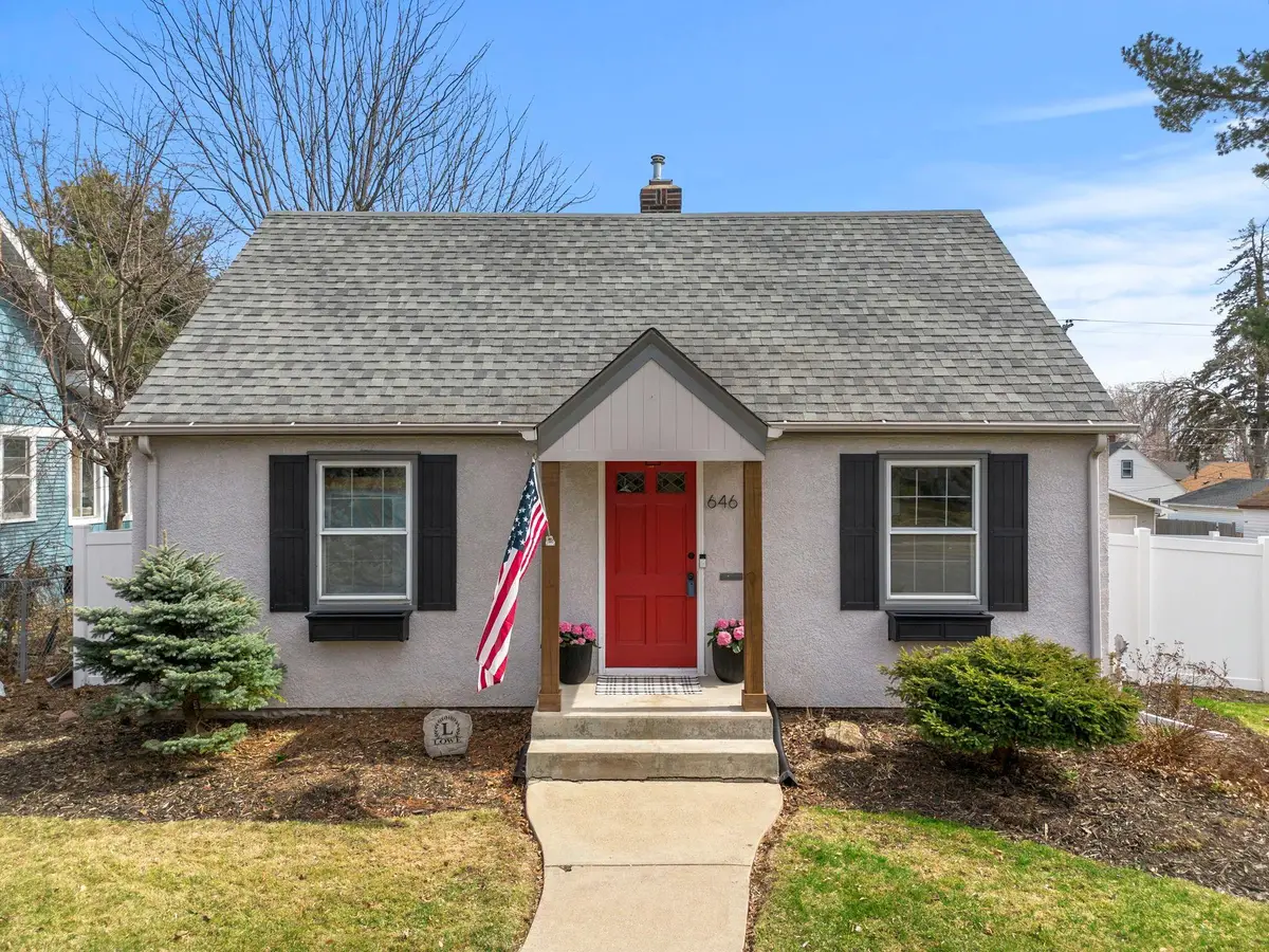 646 16th Avenue N, South Saint Paul, MN 55075 - #1