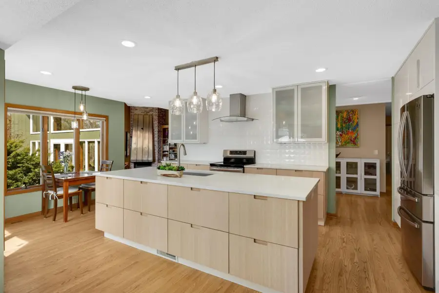 2955 Regent Avenue N, Minneapolis, MN 55422 - #2