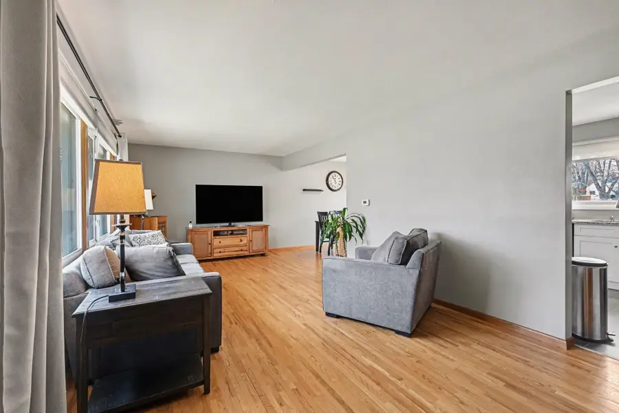 1960 Lakeaires Boulevard, White Bear Lake, MN 55110 - #2