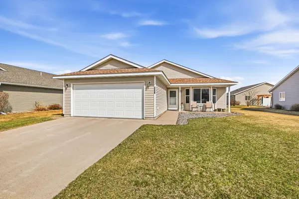 6737 22nd Street Loop N, Saint Cloud, MN 56303