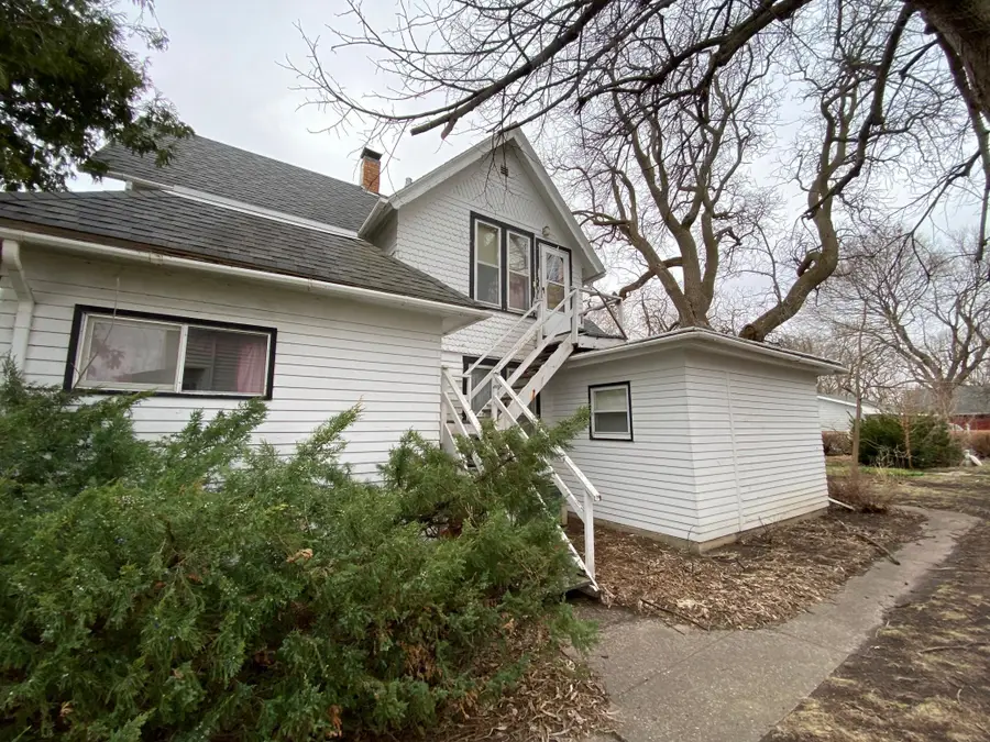 817 Abbott Street, Albert Lea, MN 56007 - #3