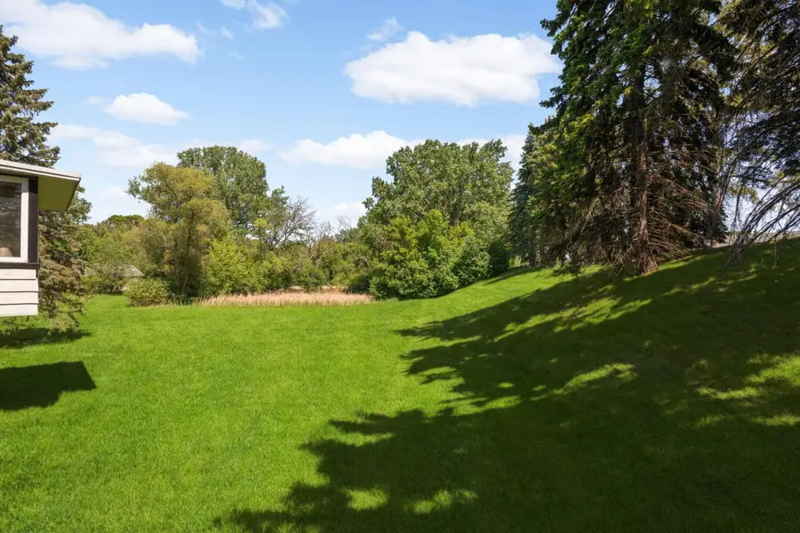 70 Kingsview Lane N, Plymouth, MN 55447 - #2