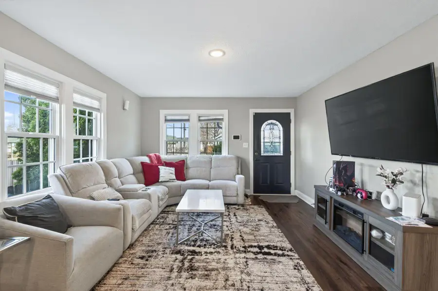 1794 Arlington Avenue E, Saint Paul, MN 55119 - #2