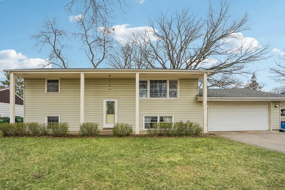 7410 Melody Drive Ne, Fridley, MN 55432 - #1