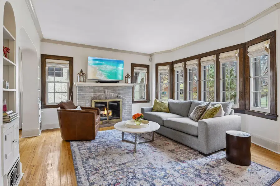 1041 Thomas Avenue S, Minneapolis, MN 55405 - #3