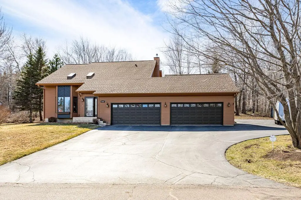 3241 Commonwealth Avenue, Duluth, MN 55808 - #1