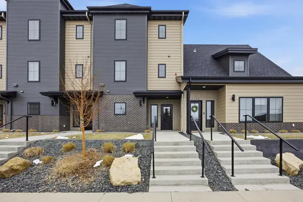 4156 Arthur Drive S, Fargo, ND 58104