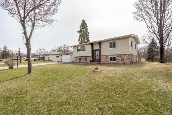 6401 Shingle Creek Drive, Brooklyn Park, MN 55445