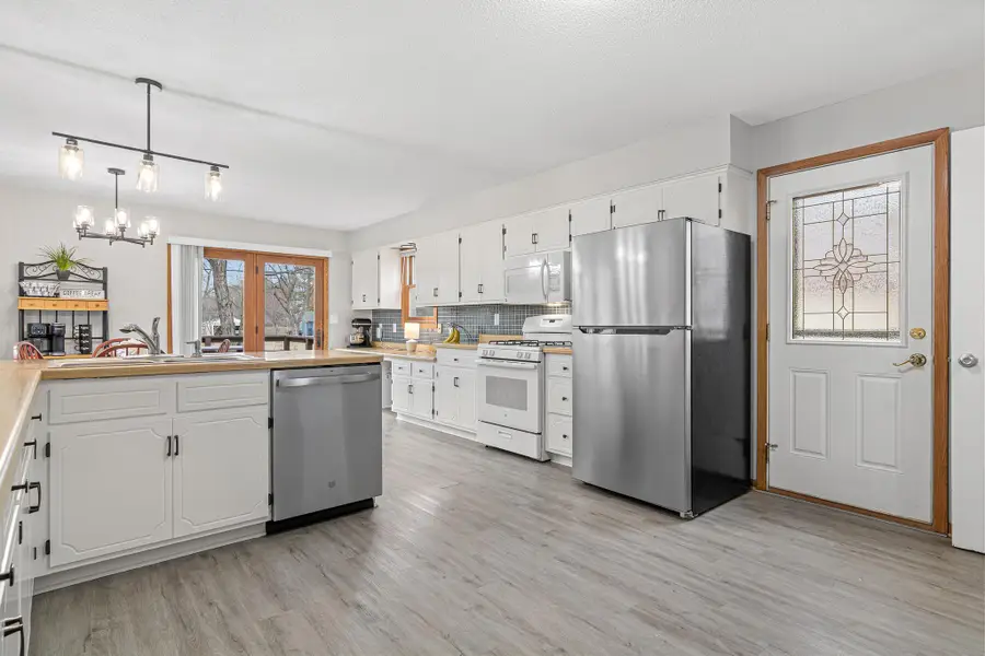 2051 107th Avenue Nw, Coon Rapids, MN 55433 - #3