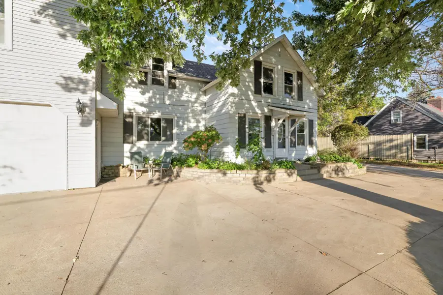 412 Prairie Avenue, Faribault, MN 55021 - #2