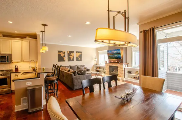 660 Kingfisher Lane #I, Woodbury, MN 55125