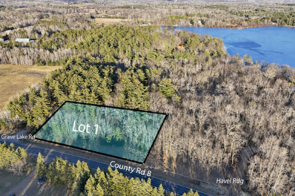 000 Grave Lake Road, Brainerd, MN 56401