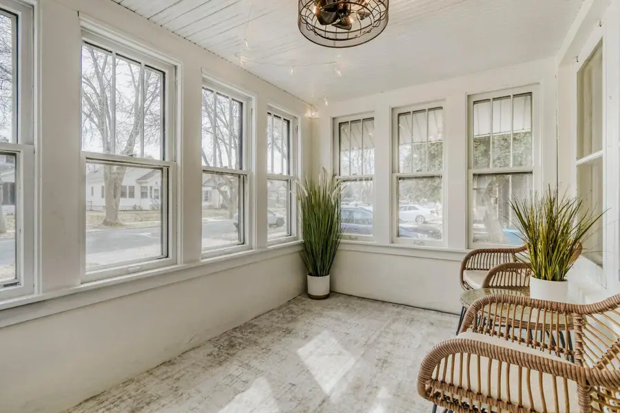 967 Cherokee Avenue, West Saint Paul, MN 55118 - #3