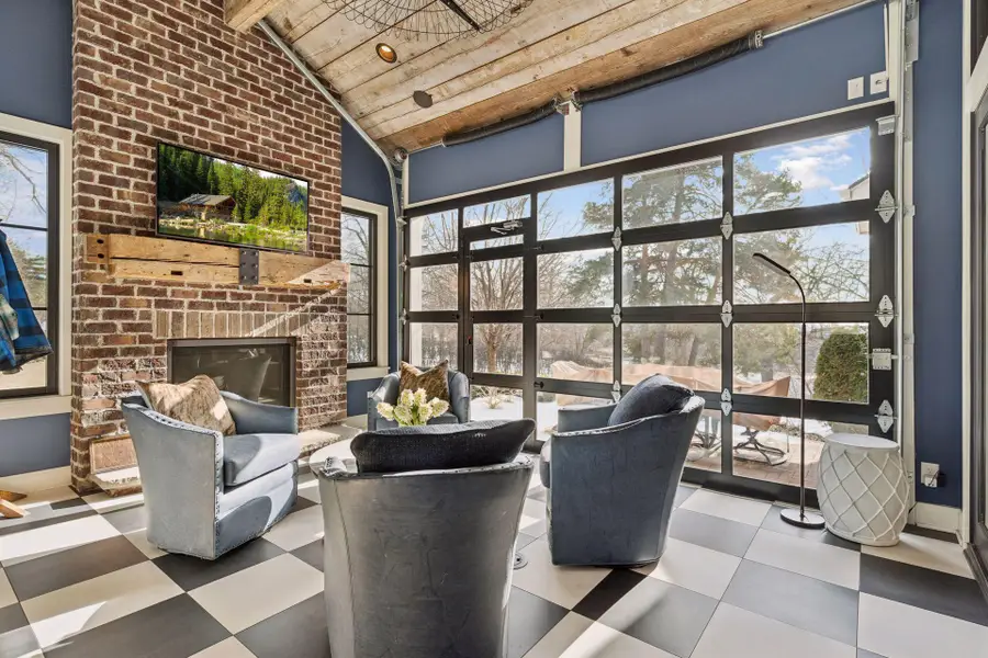 373 Park Street E, Wayzata, MN 55391 - #3